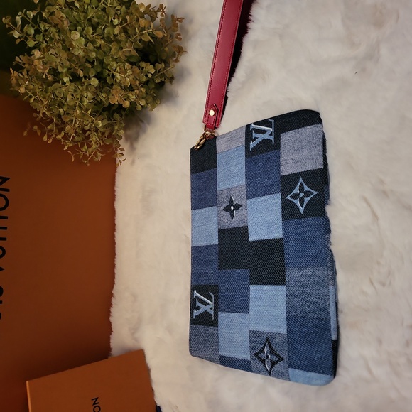 LOUIS VUITTON Denim Damier Monogram Patchwork Neverfull MM Pochette Blue Rouge - Picture 3 of 10